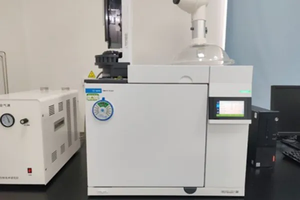 Agilent Gas Chromatograph